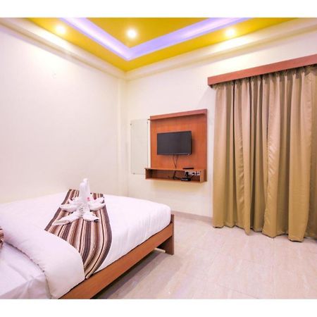 그레이터 노이다 Kusum House B&B 외부 사진